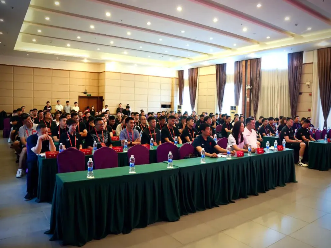 如何借助专业篮球教练提升个人声誉_0